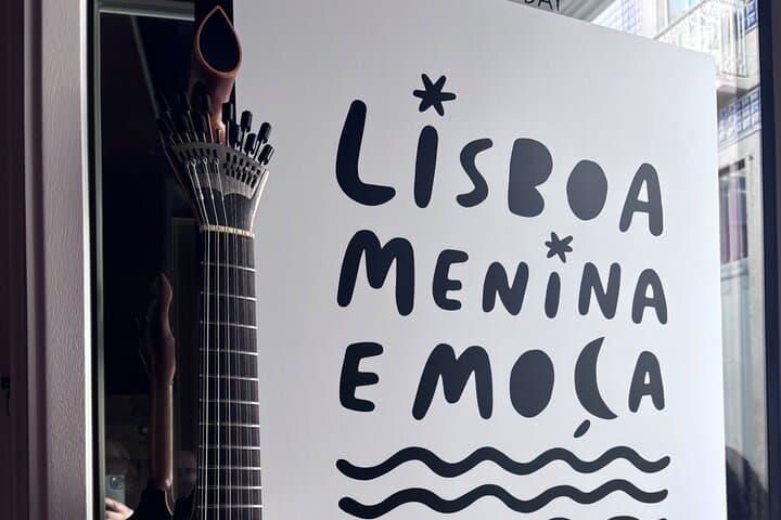 The Portuguese guitar — the instrument that defines fado
